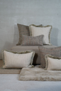 Maxime-40x60-incl.-filling_Indoor-Cushions_2273_1-1.webp